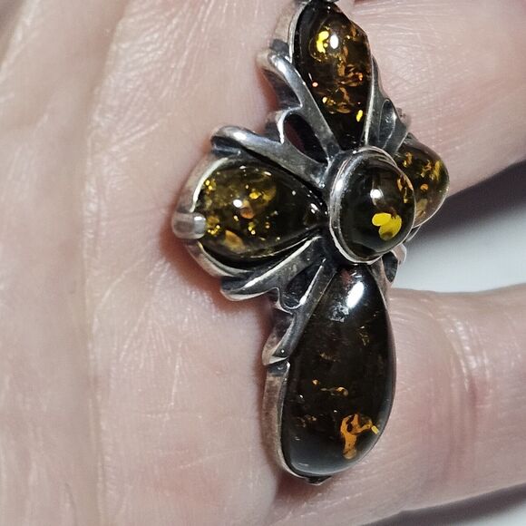 VINTAGE STERLING SILVER AMBER CROSS PENDANT NECKLACE YELLOW GOLDEN - Picture 4 of 15